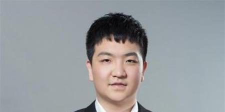 一起赢：电竞男女神之间的甜蜜故事
